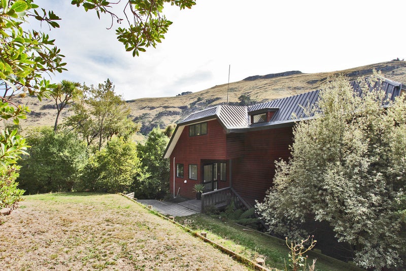 140 Sumnervale Drive, Sumner, Christchurch - Carousel 2