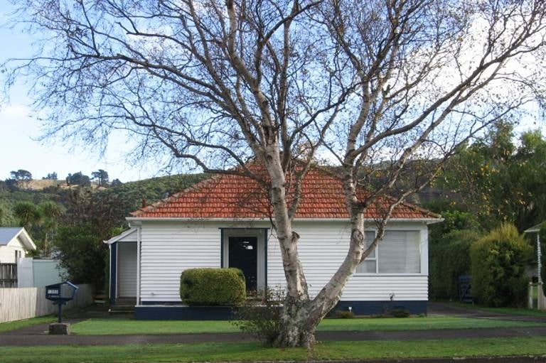 1269 High Street, Taita, Lower Hutt - Carousel 1