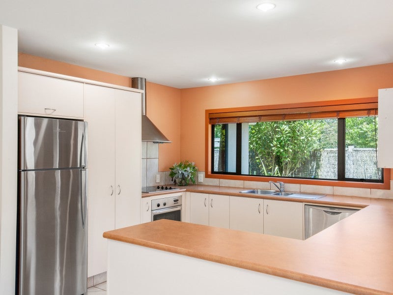 2/6 Woburn Place, Nukuhau, Taupō - Carousel 2