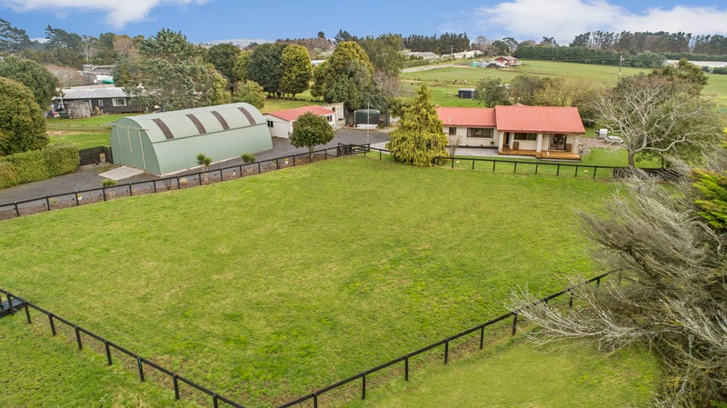 1224 Glenbrook Road, Waiuku - Carousel 1
