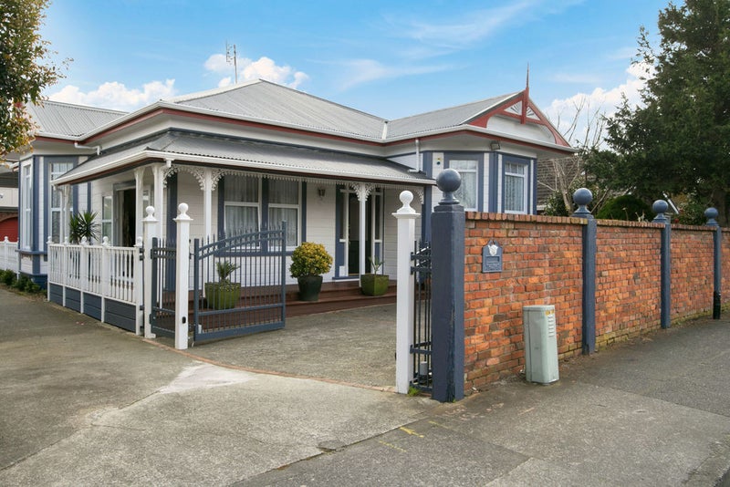 45 LUDLAM CRES, WOBURN, LOWER HUTT - Carousel 19