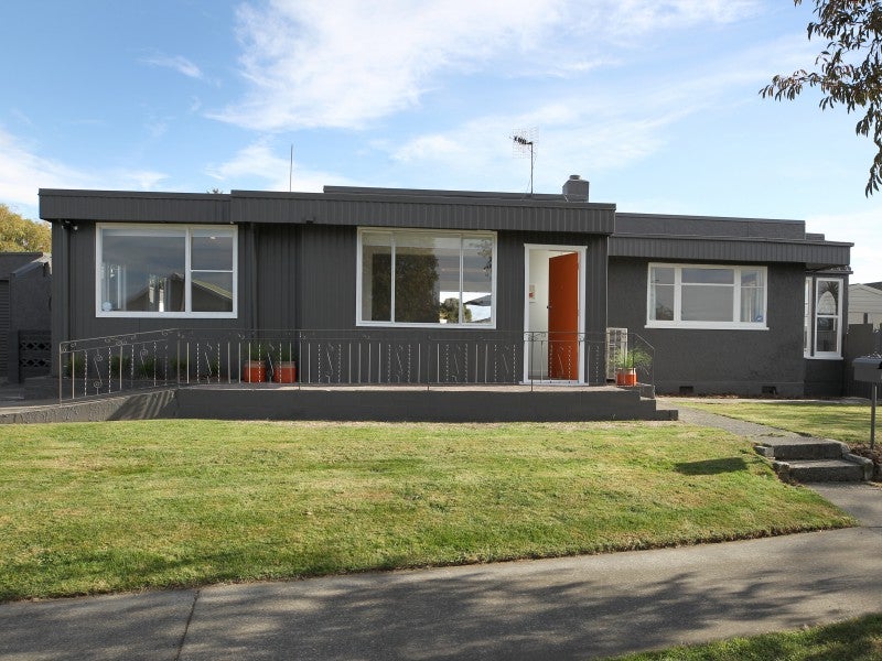 303 Park Road South, Akina, Hastings - Carousel 1