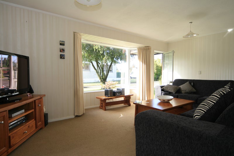 4B Pinotage Place, Huapai, Kumeu - Carousel 4