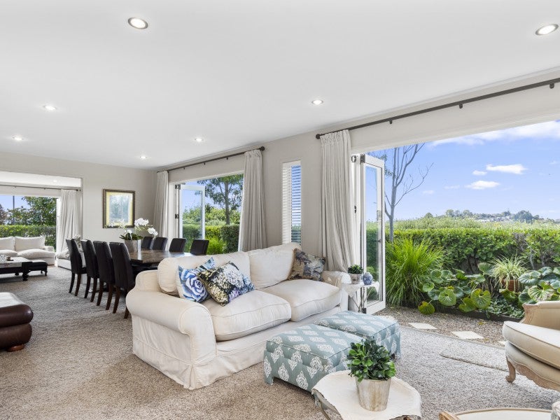 59 Hawkridge Heights, Bethlehem, Tauranga - Carousel 1