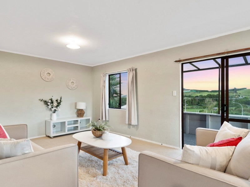 64 Corinna Street, Welcome Bay, Tauranga - Carousel 2