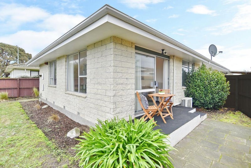 1/3 Chadbury Street, Parklands, Christchurch - Carousel 1
