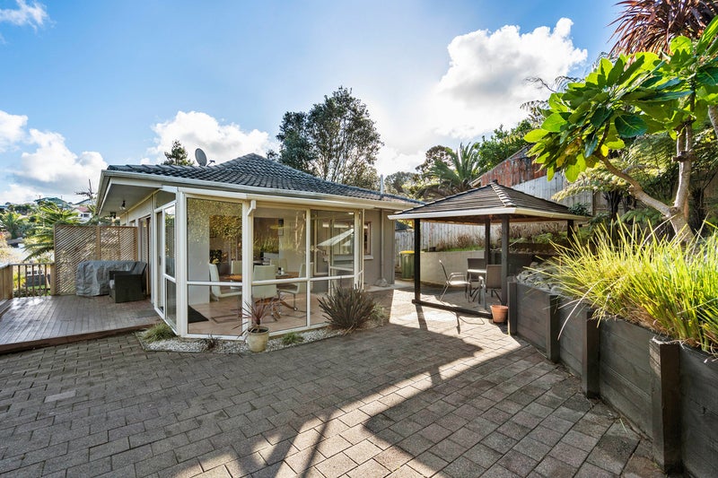 2/43 Seaton Road, Murrays Bay, Auckland - Carousel 2