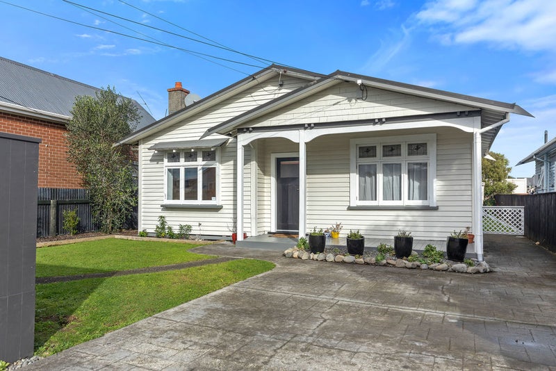 12 Atiawa Street, Petone, Lower Hutt - Carousel 2