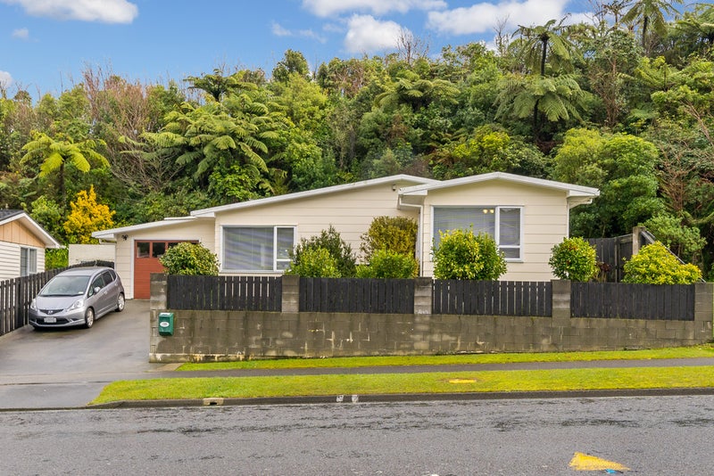 199 Major Drive, Kelson, Lower Hutt - Carousel 1