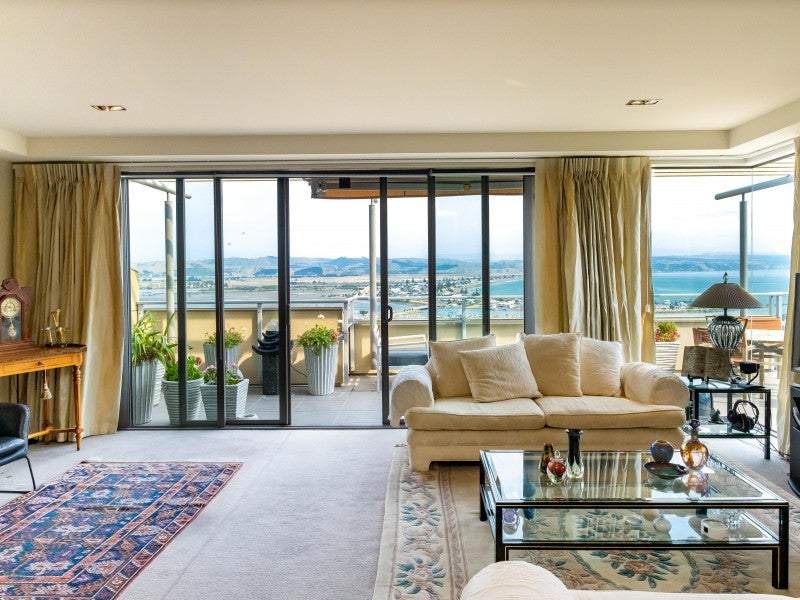 8/22 Hospital Terrace, Hospital Hill, Napier - Carousel 1