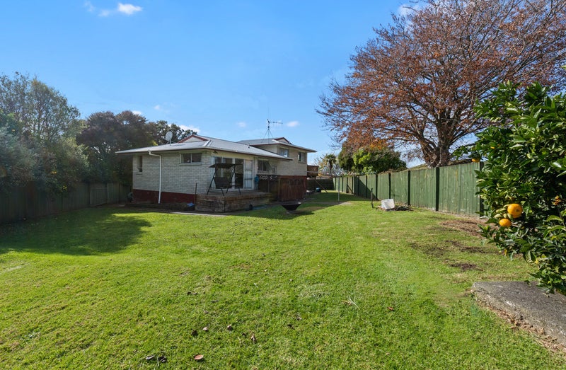 79 Poaka Avenue, Dinsdale, Hamilton - Carousel 2