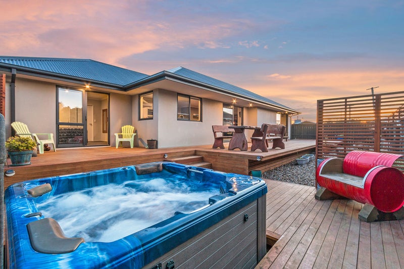 15 Malta Crescent, South New Brighton, Christchurch - Carousel 2