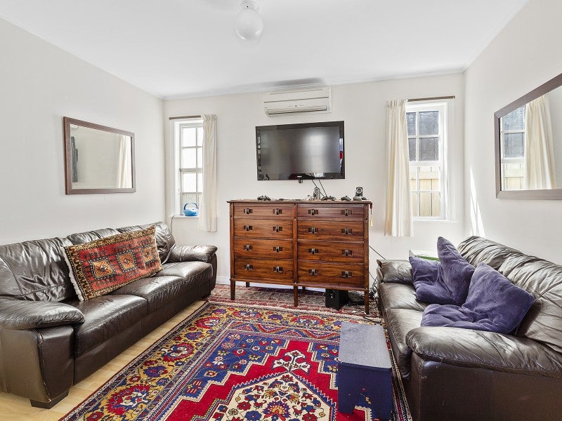 68 Lyall Parade, Lyall Bay, Wellington - Carousel 2