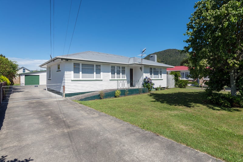 4 Grayson Avenue, Mangakakahi, Rotorua - Carousel 19