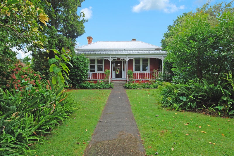 26 Turama Road, Royal Oak, Auckland - Carousel 21