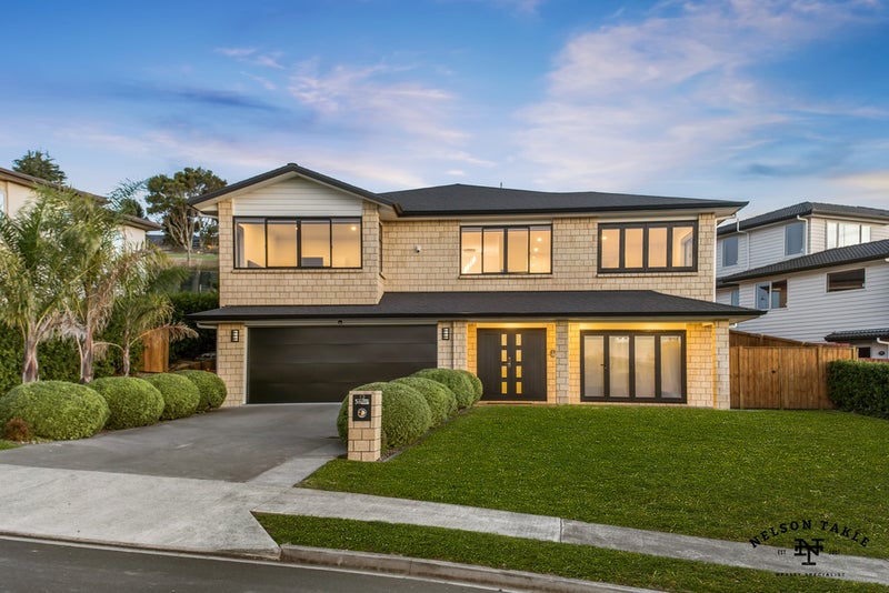 13 Henriette Place, The Gardens, Auckland - Carousel 1