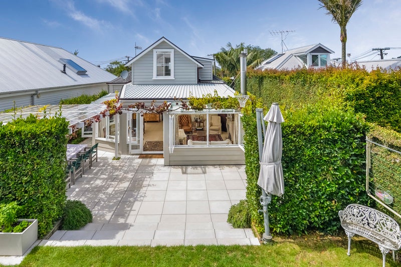 6 Lee Street, Parnell, Auckland - Carousel 1