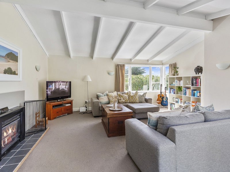 202 Cockayne Road, Ngaio, Wellington - Carousel 2