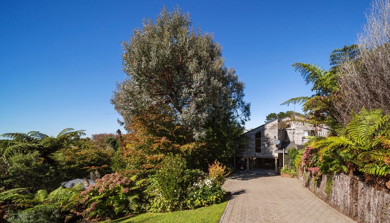 29 Doralto Road, Frankleigh Park, New Plymouth - Carousel 1