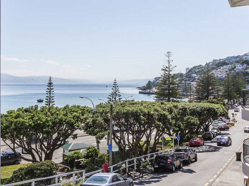 A/20 Oriental Tce, Oriental Bay, Wellington - Carousel 2