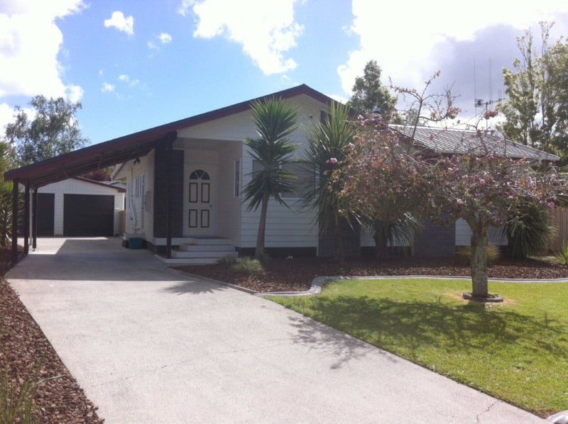 25 Taksan Place, Pukete, Hamilton - Carousel 21