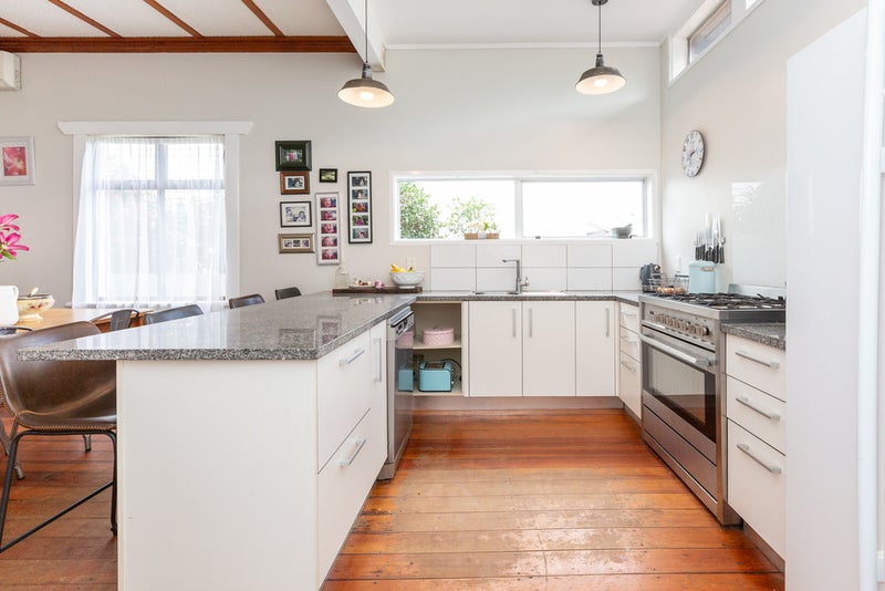 158 Vigor Brown Street, Napier South, Napier - Carousel 2