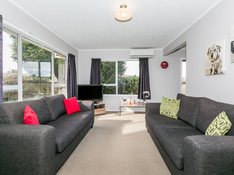 63 James Foley Avenue, Pirimai, Napier - Carousel 2