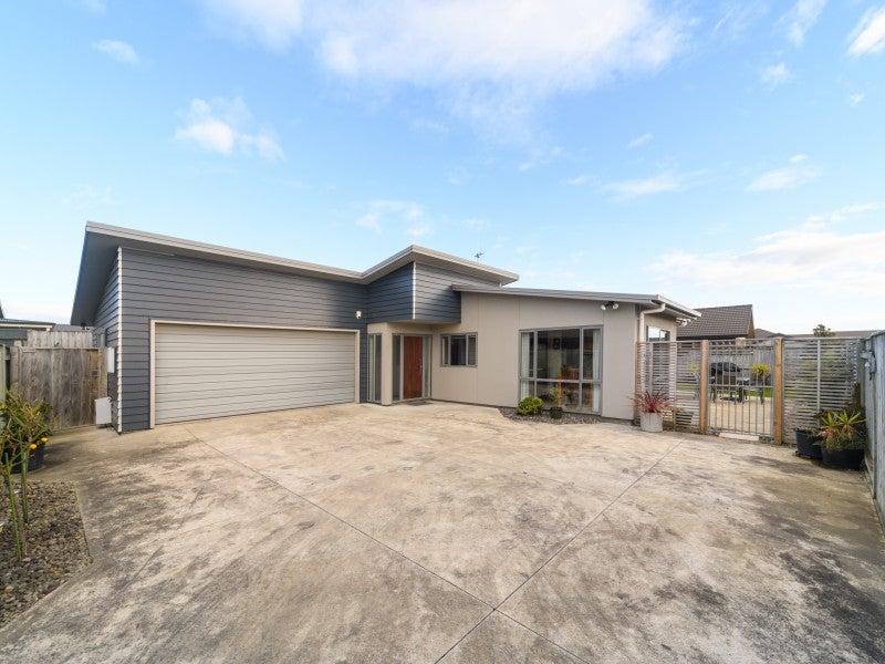 3A Angelina Way, Kelvin Grove, Palmerston North - Carousel 18