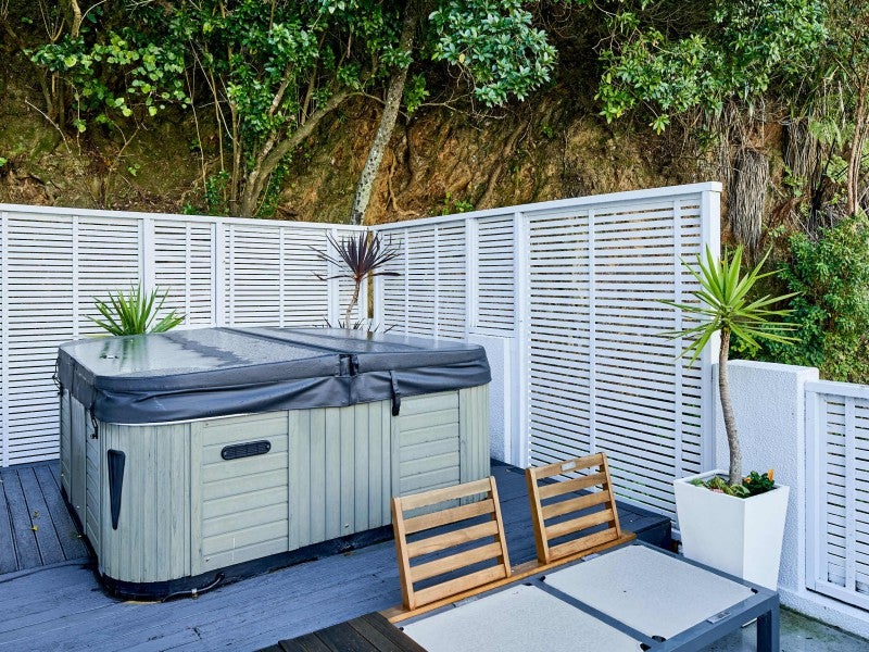 202 Marine Drive, Lowry Bay, Lower Hutt - Carousel 19