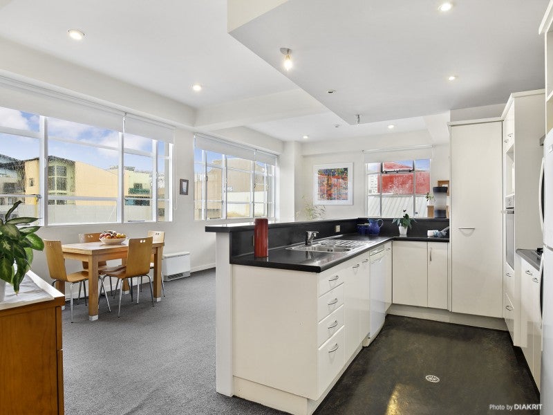 5/22 Ghuznee Street, Te Aro, Wellington - Carousel 2