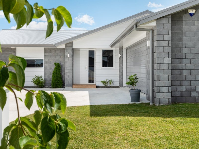 9 Rotomanu Place, Pyes Pa, Tauranga - Carousel 2
