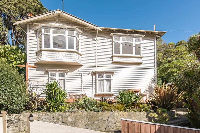 8 Caprera Street, Melrose, Wellington - Carousel 1