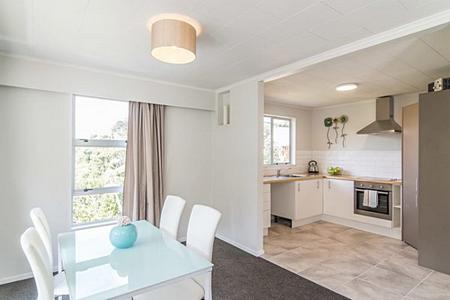 2/38 Foster Crescent, BELMONT, LOWER HUTT - Carousel 2