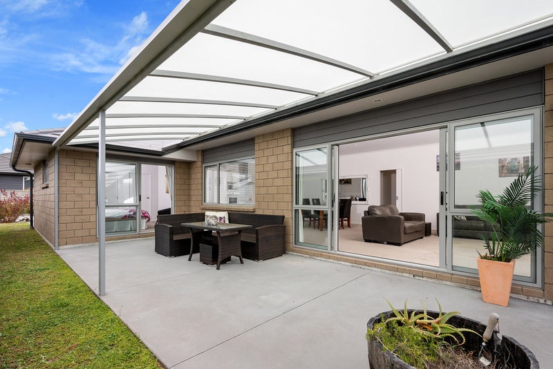 28 Excelsa Place, Papamoa Beach, Papamoa - Carousel 1