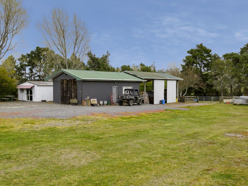 463 State Highway 1, Wairakei, Taupo - Carousel 20