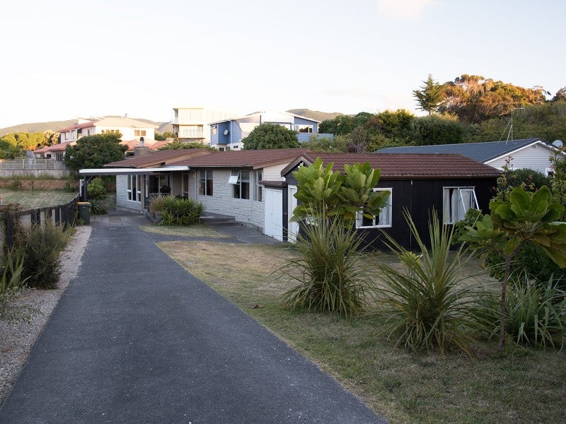 240 Rosetta Road, Raumati Beach, Paraparaumu - Carousel 2