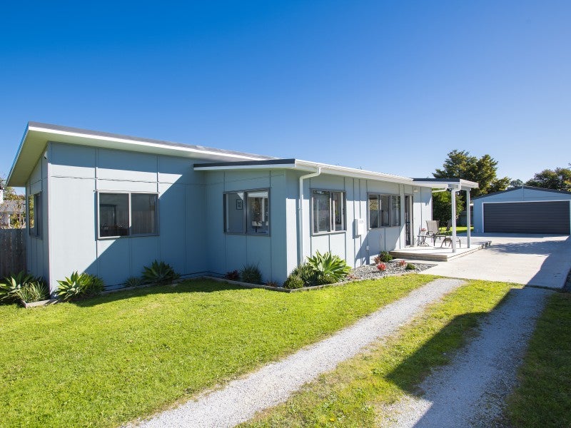 8 Poplar Street, Mangapapa, Gisborne - Carousel 1