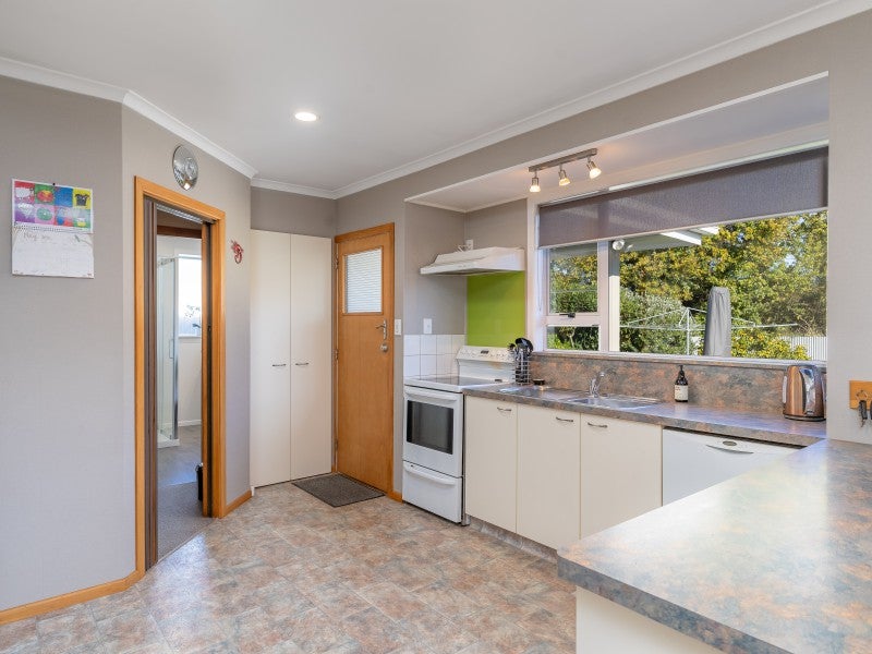 3 Bledisloe Street, Solway, Masterton - Carousel 2