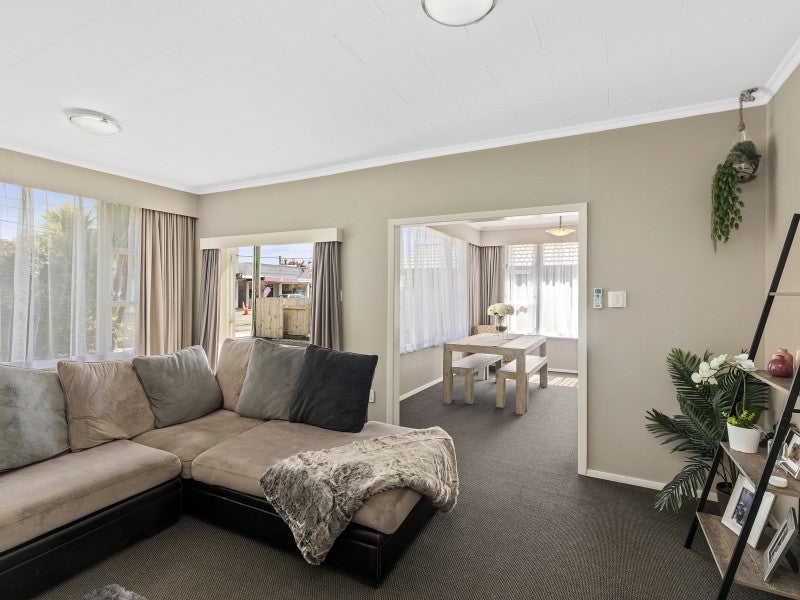 290B Waiwhetu Road, Fairfield, Lower Hutt - Carousel 1