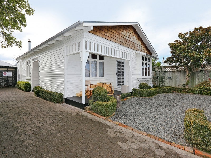 109 Vigor Brown Street, Napier South, Napier - Carousel 1