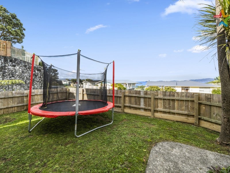 21 Cypress Drive, Maungaraki, Lower Hutt - Carousel 20