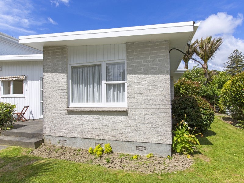 1/51 Laings Road, Hutt Central, Lower Hutt - Carousel 2