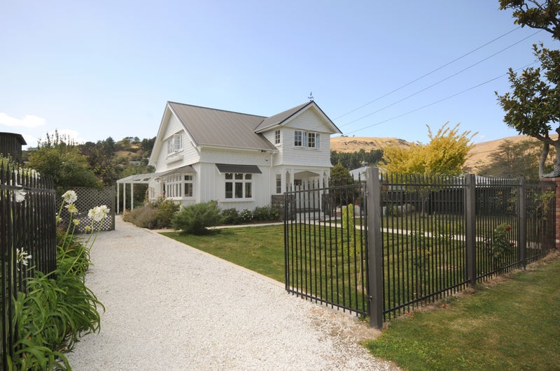 21 Lascelles Street, Saint Martins, Christchurch - Carousel 2