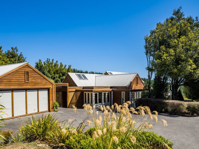 230 Murphys Road, Judgeford - Carousel 1