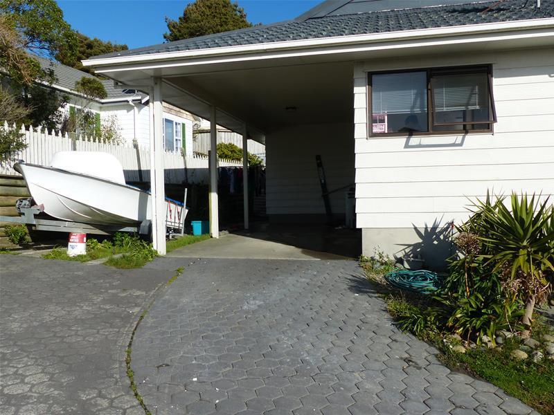 26A Woodridge Drive, Woodridge, Wellington - Carousel 2