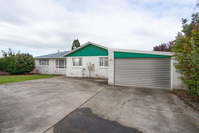 4 Southsea Crescent, Silverdale, Hamilton - Carousel 1
