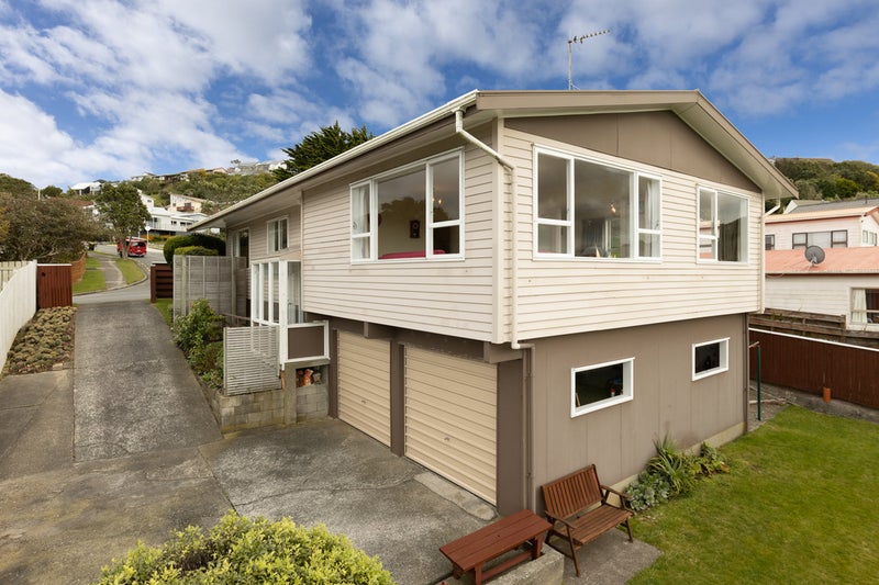 30 Rajkot Terrace, Broadmeadows, Wellington - Carousel 1