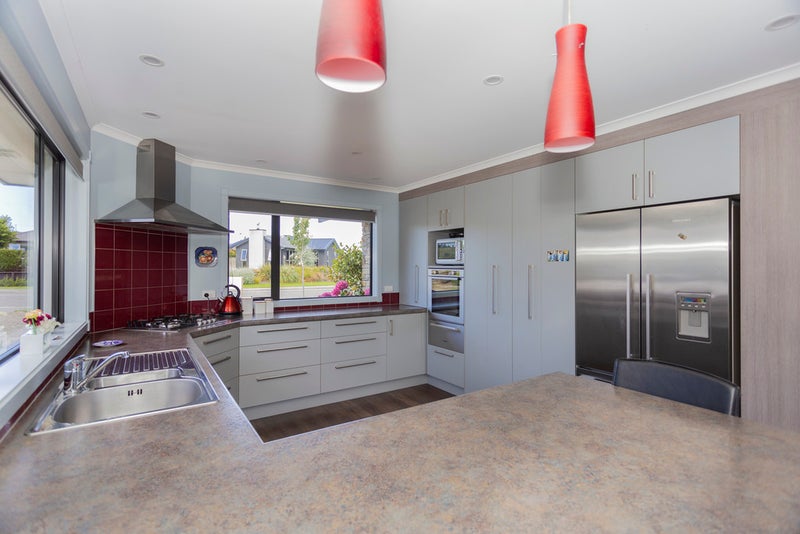 18 Blue Stone Drive, WAIAREKA Junction, Oamaru - Carousel 2