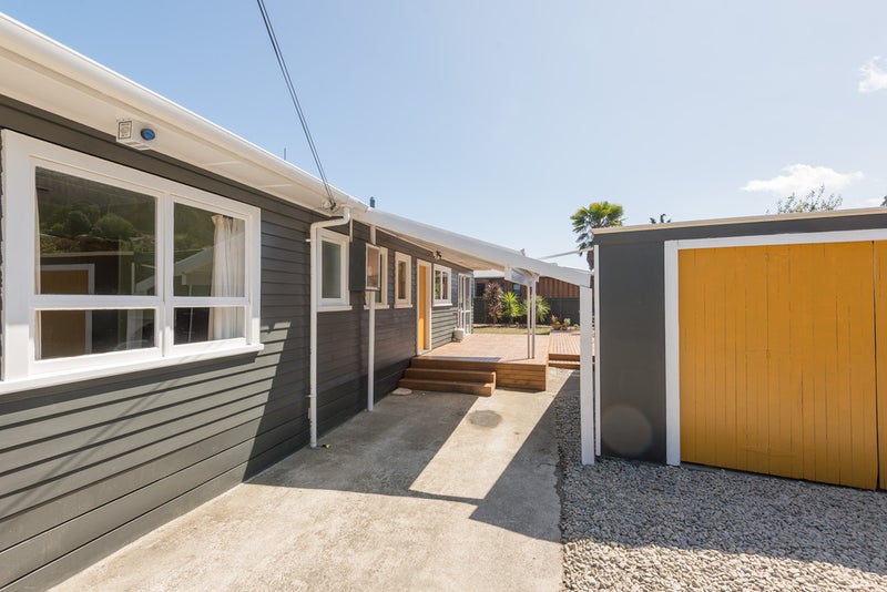 24 North Road, The Wood, Nelson - Carousel 18