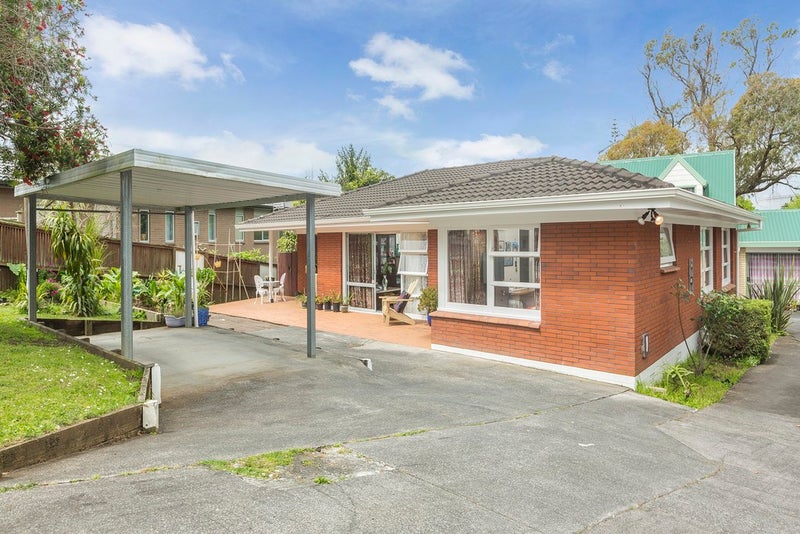 1/34 Sorrel Crescent, Bucklands Beach, Auckland - Carousel 1